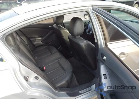 2009 Nissan Altima 2.5 S z USA, uszkodzony, nr VIN 1N4AL21E99N553866